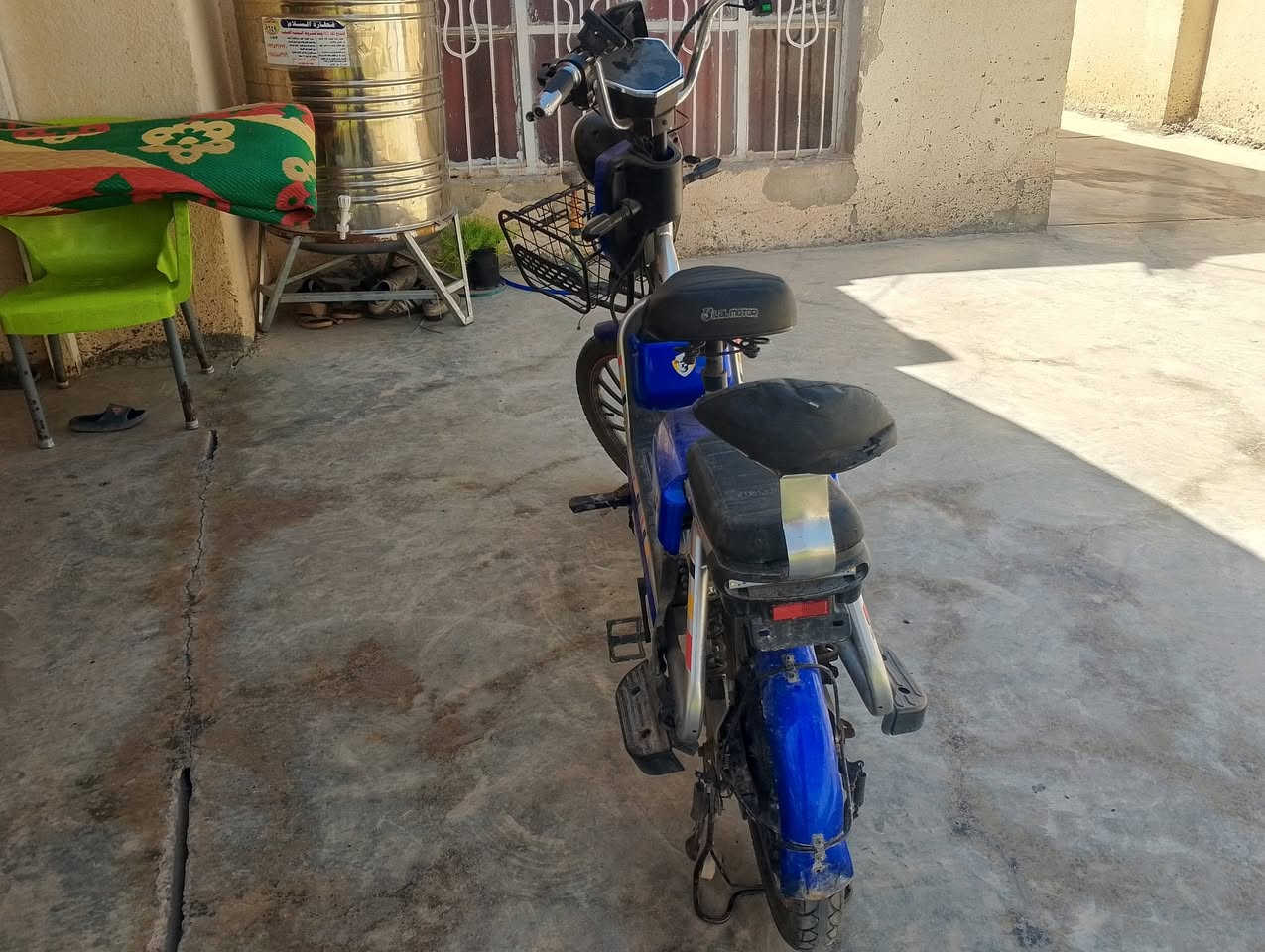 سلام عليكم باسكل شحن خمسه بطاريات للبيع باسكل نضيف السعر 325 وبيه مجال شي قليل عنواني كربلاء الحسينيه قرب سيطره الوند رقم هاتف *********** تفاصيل ع هاذه الرقم
