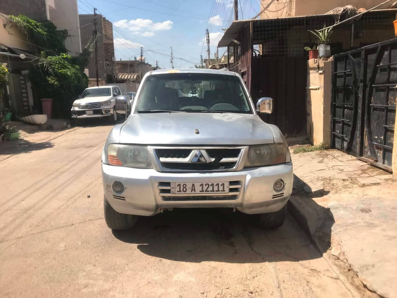 سلام عليكم سيارة باجيرو بجعه موديل ٢٠٠٤ كير ومكينة ٣٠٠٠كفاله تخم تاير نضيف سعر 65وبيهه مجال ***********
