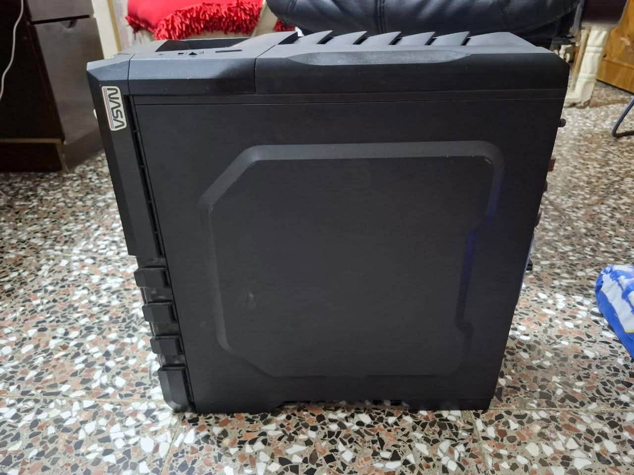 اعادة نشر بسبب واحد طايح حضه
مواصفات 
Cpu: i5 4570
Gpu: Rx580 8Gb
Ram: 16Gb 2x8 ddr3
Ssd 128gb lexar 
Psu: 500w coolermaster
Usb3.0 front
السعر 300 الف بس كيس
