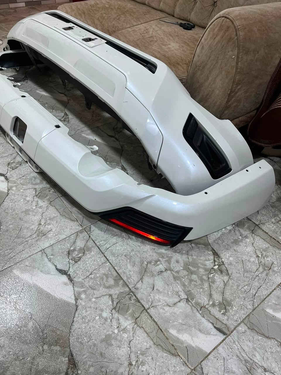لحايه لاندكروز 2022/2024 اصلي تفصيخ الاستفسار واتساب ***********
