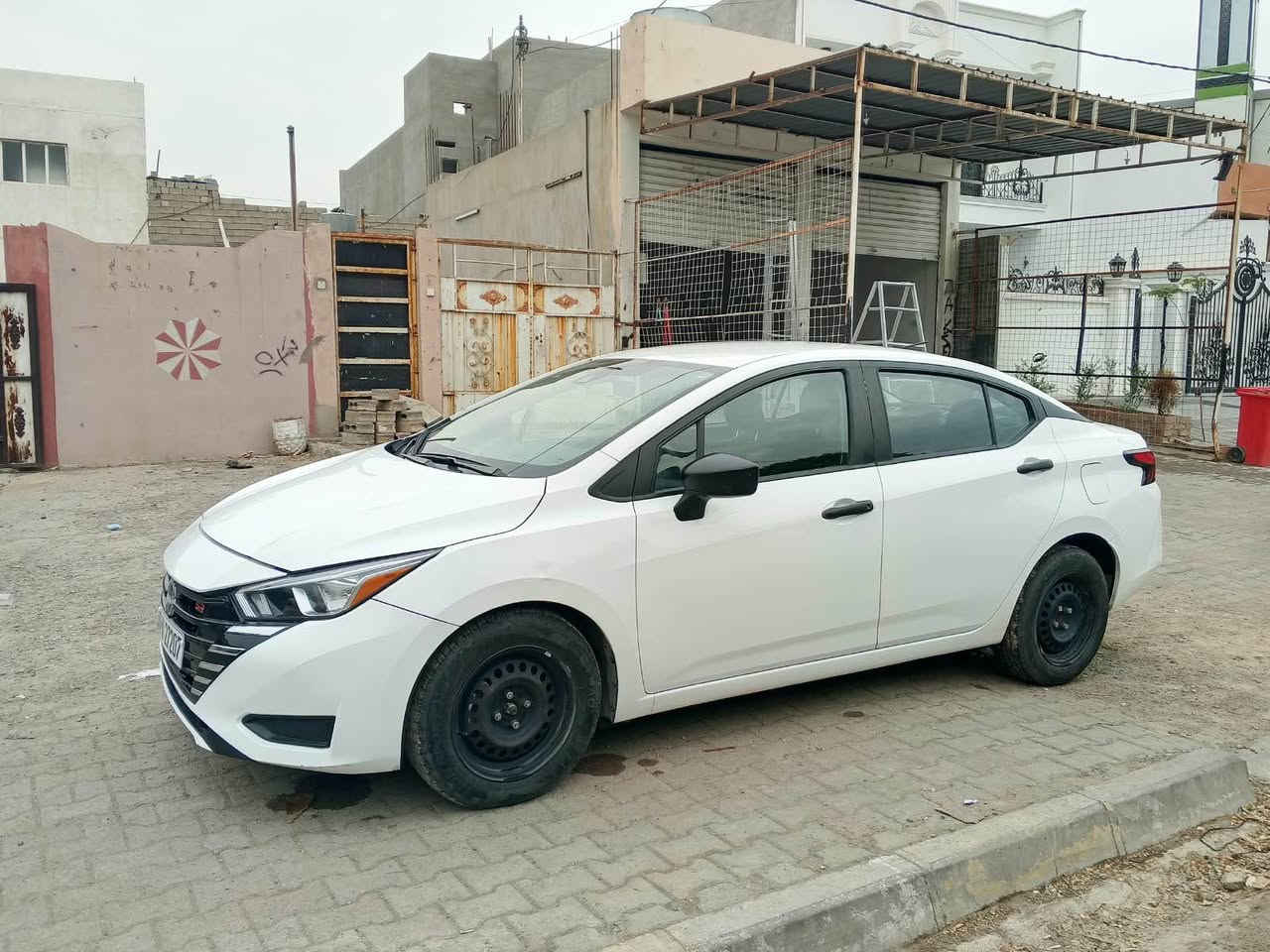 نيسان فيرسا • ٢٠٢٤ • مواصفات S