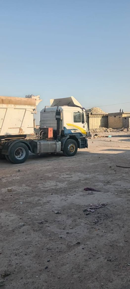 السلام عليكم 
مان للبيع مديل 95 رقم انبار انكليزي بسمي سنويه لل30 
 مربوطه نساف محرك مجفت جديد كير 151 تبريد شغال بم كهربائي مثبت سرعه  سيارة جاهزه للشغل السعر 125 وبيها مجال مكاني الانبار الكرمة ***********
