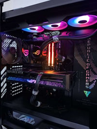 استخدام أقل الشهر... كرت الشاشه ROG Strix  Gamin RTX 5070 OC 12GB المع...