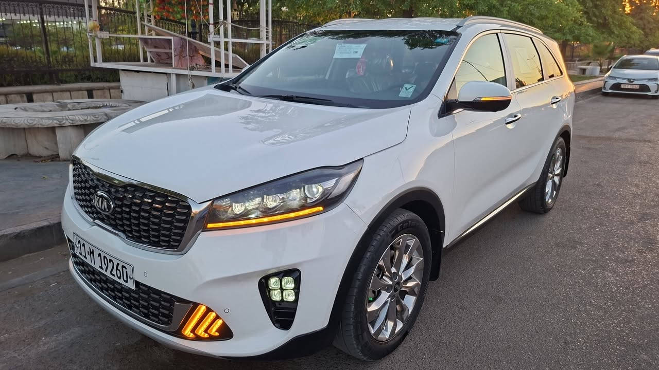 السلام عليكم
السلام عليكم 
سورنتوا 2019 خليجية شكل ال2020 فول مواصفات عدا البانوراما 
مكفولة من الصبغ والفتح والتبديل 
سته سلندر مكينه 3.5 مكفولة وكير مكفول
بصمة تشغيل بصمة ابواب 
7 راكب 
3 قطع تبريد 
5 كامرات محيطية 
حساس امامي خلفي 
مري شفط اشاير ب المري 
شاشة جبيره كاربلاي 
فول تحكم ستيرن 
3 انظمة قيادة 
سايد بريك بصمة 
جنطة كهرباء 
كشنات جلد وكهرباء السايق والبصفة 
لايت زنون 6 عدسات لد امامي خلفي 
ويل كروم 
رقم بغداد الانكليزي الجديد تحويل ثاني يوم 
مكاني بغداد الكرخ 
***********
السعر 230$ بيه مجال
