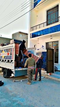 شباب كيه فحل نقل داخل بغداد وخارج متواجد بي وقت سكني بغداد رقمي 077164...