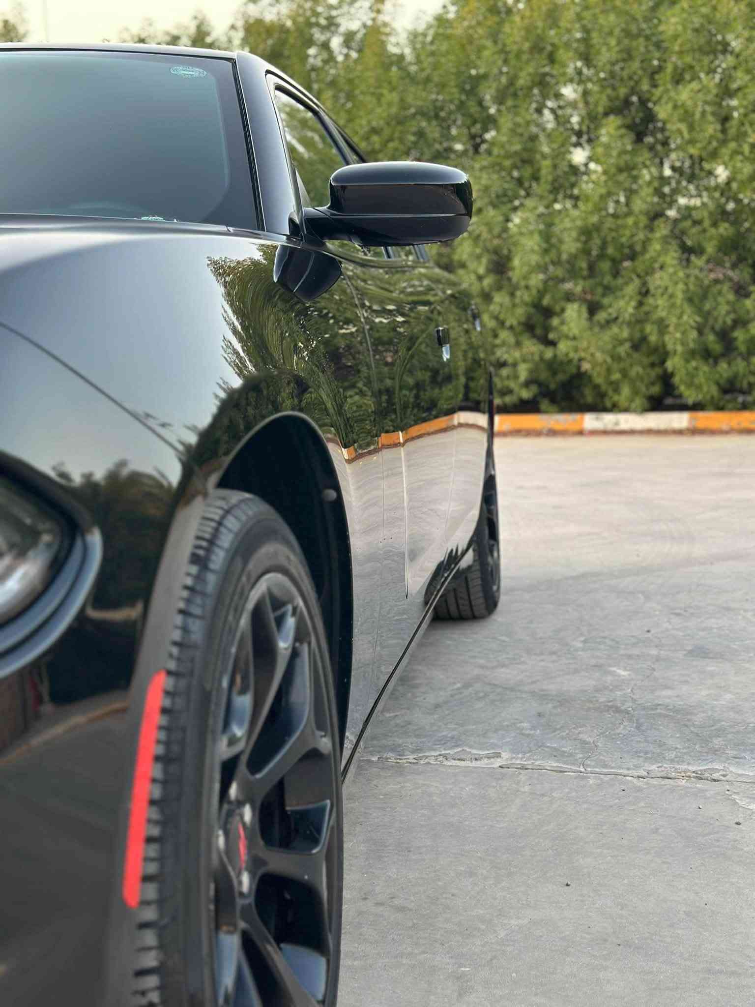 Dodge charger 2018  sxt plus clean title
السلام عليكم دوج جارجر موديل 2018 sxt plus كفالة كلين تايتل 
المواصفات : 
السيارة فول مواصفات عدا السلايت 
مقاعد جلد تدفئة وتبريد 
مقاعد الخلفية تدفئة
مقاعد خزن ميموري 
شاشة جبيرة 
حساسات خلفية 
لايت زنون
رادار جانبي 
نقاط عمياء 
تو ويل
وبعد المواصفات المعروفة 
 ملاحظة🛑
السيارة بيها مكان بارد واحد كلش صغير فقط 

رقم السيارة دهوك الجديد 

للاتصال: 
***********
***********
