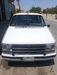 كرايسلر گرنفال • ١٩٩٠ • قضاء البدير