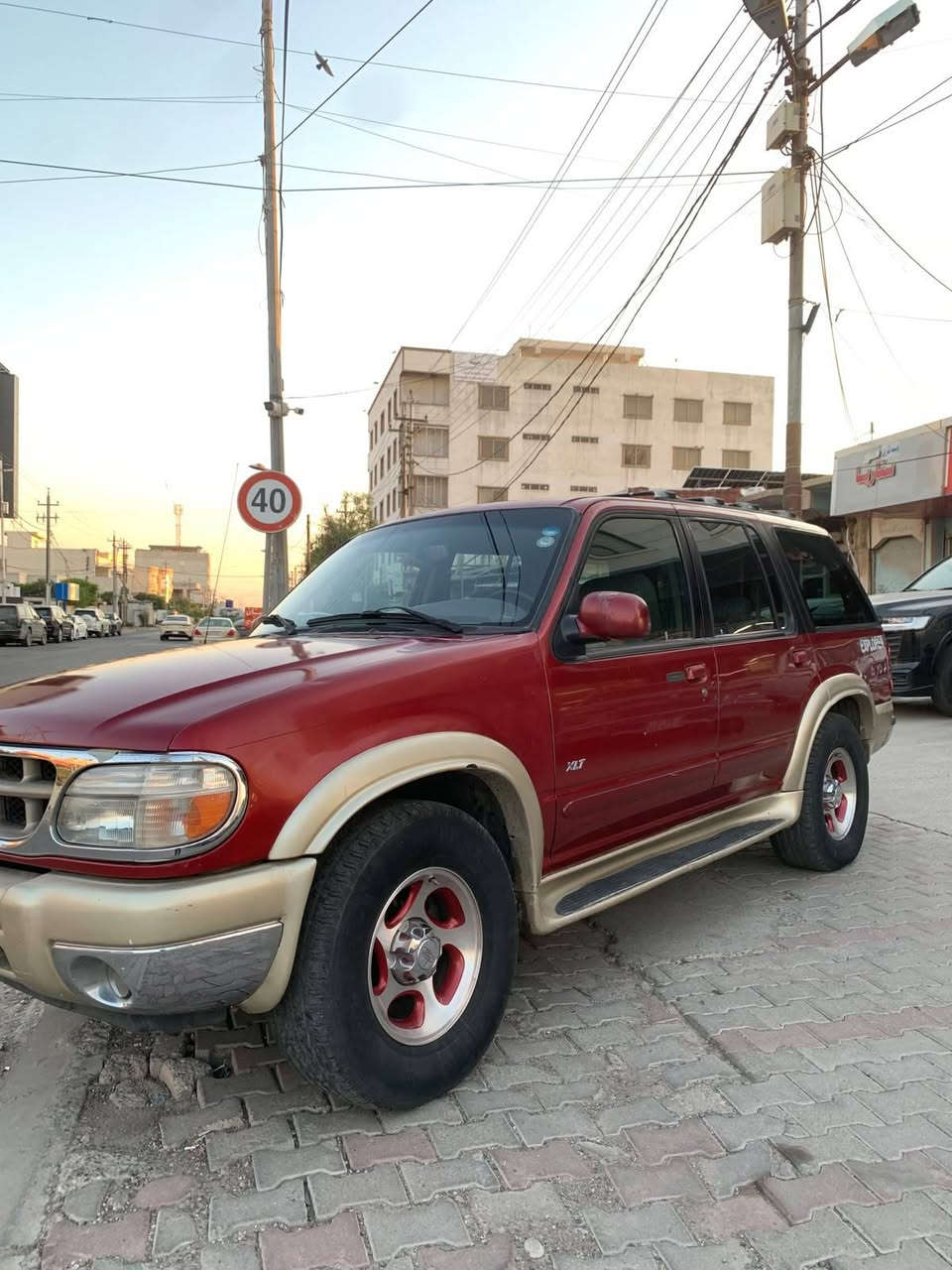 اكسبلورر V6 • موديل ٢٠٠٠ • رقم اربيل