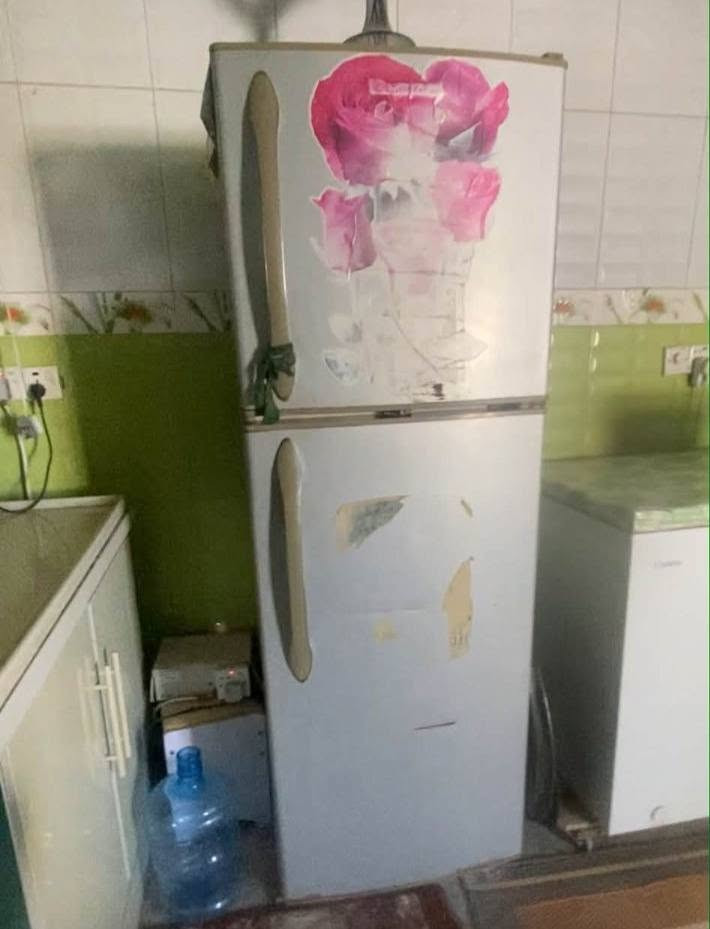 مجمده شغاله وع فحص ب 200
مبرده نضيفه وهواها ثلج ب 100 وبيه مجال
بايسكل 50 وبي مجال
ثلاجه نضيفه وتجمد فريزها يخبل سعرها 150 وبيه مجال عنوان بابل منطقه تاجيه قرب الامام بكر ابن علي

نص مكتوب في الصور:
- ١١:٥٨
- اليوم
- ٢:٢٣ م
- استرداد
- حذف