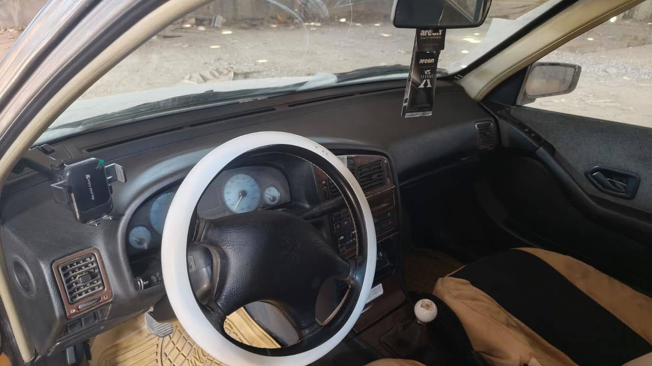 السلام عليكم بيجو بارص 2015
للبيع سيارة حلوة وجاهزة حدادية تخم تاير تبريد باتري جديد بيها بس باب العبري الامامي امبدل مكينة خير من الله لا تنقيص ولا تبخير للبيع السعر ٤٥ وبيها مجال *********** مكان السيارة ميسان
