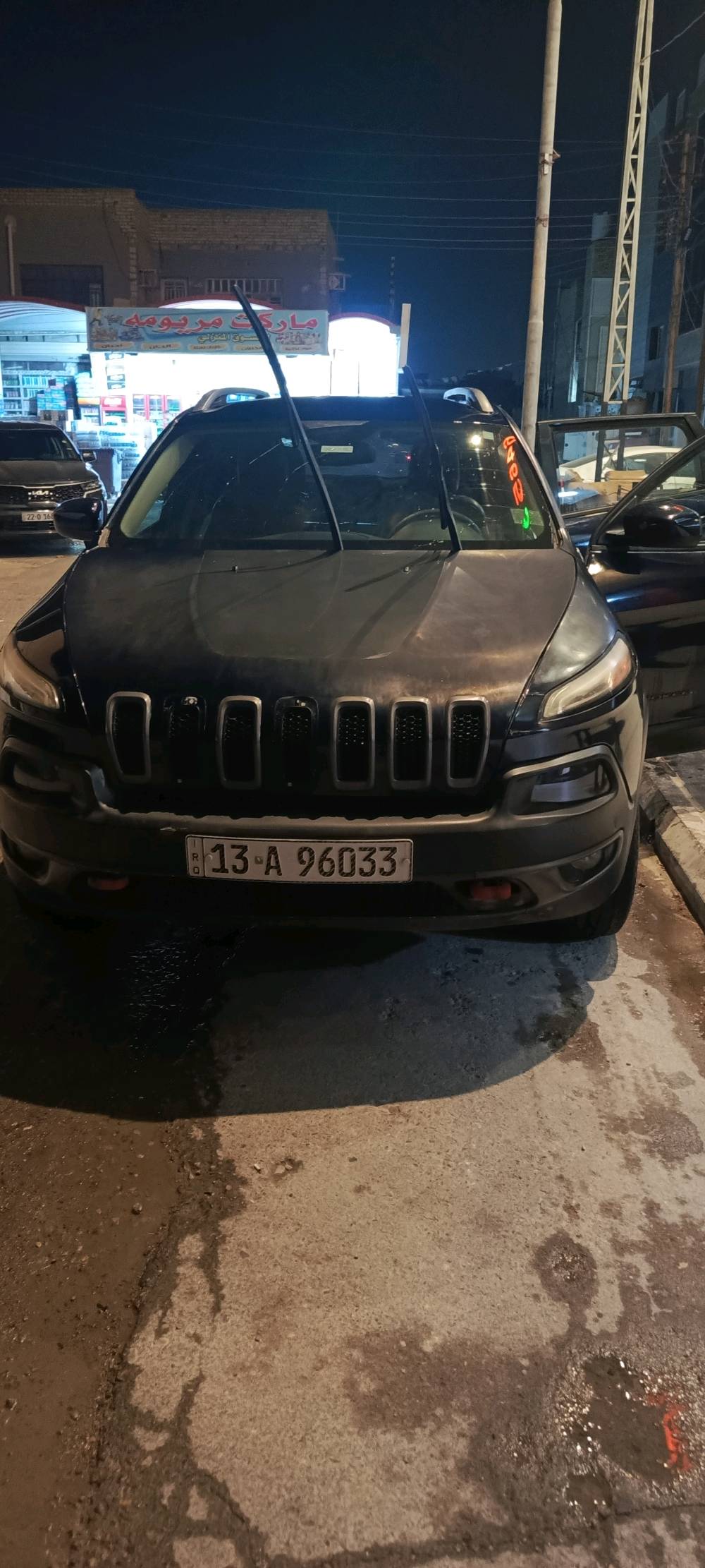 سياره جيب شيروكي ٢٠١٦
حره سنويه جديده
تريل هوك اعلى فئه
دواخل جلد
فور ويل 4*4
شاشه كبيره
مكينه 2400
السعر 110$