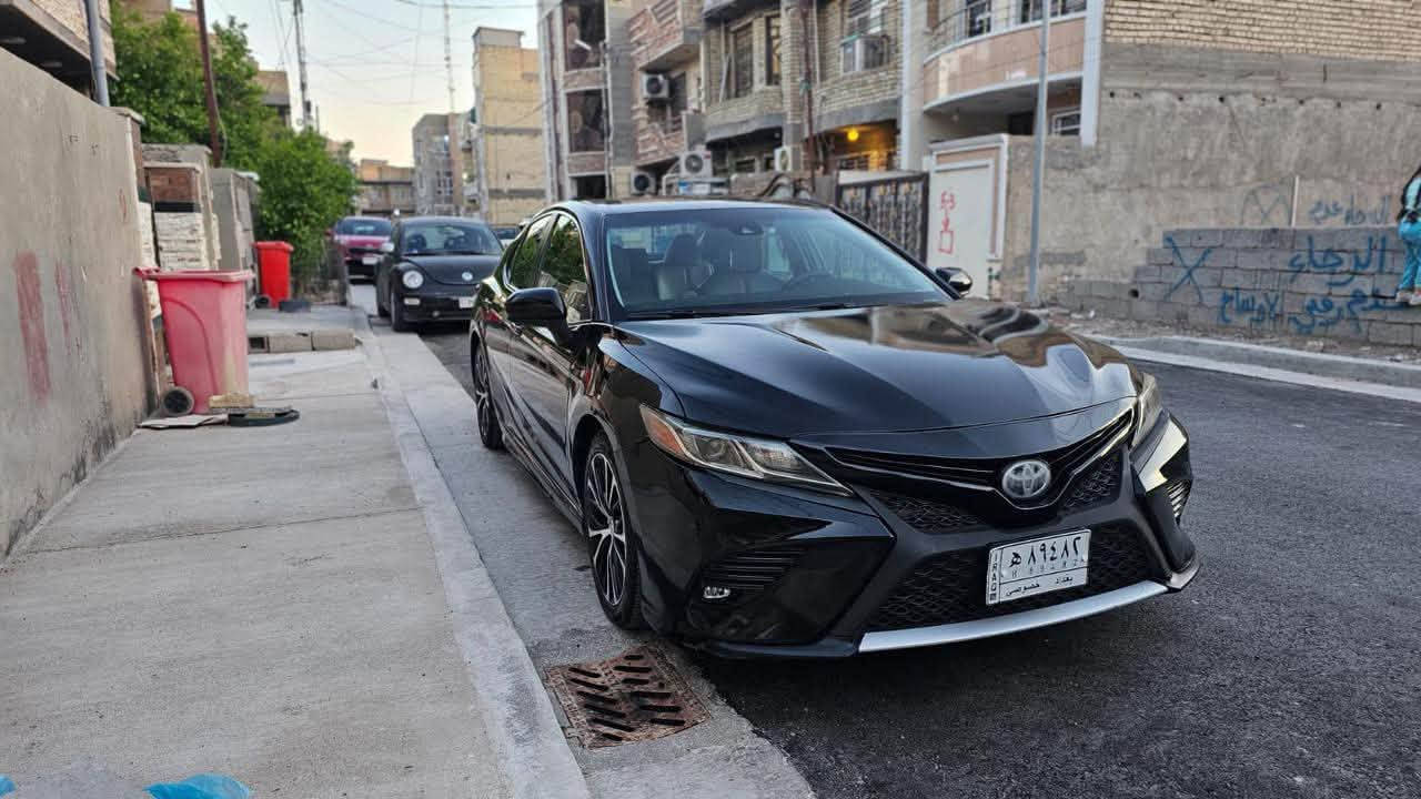 كامري 2019 امريكي ماشية 74
حادث بنيد ايرباك ستيرن فقط ومرجع 
بيهه نكرة براس الشاصي على وضعهه
وبيهه بارد ب الجاملغ الخلفي 
موصفات se معروفة 
صدر جديد
رقم بغداد ب اسمي 
مكان بغداد الغزالية 
بيهه ملاحضات ب الدعاميات 
سعر 145$ وبي ومجال للشراي 
***********  للاستفسار
