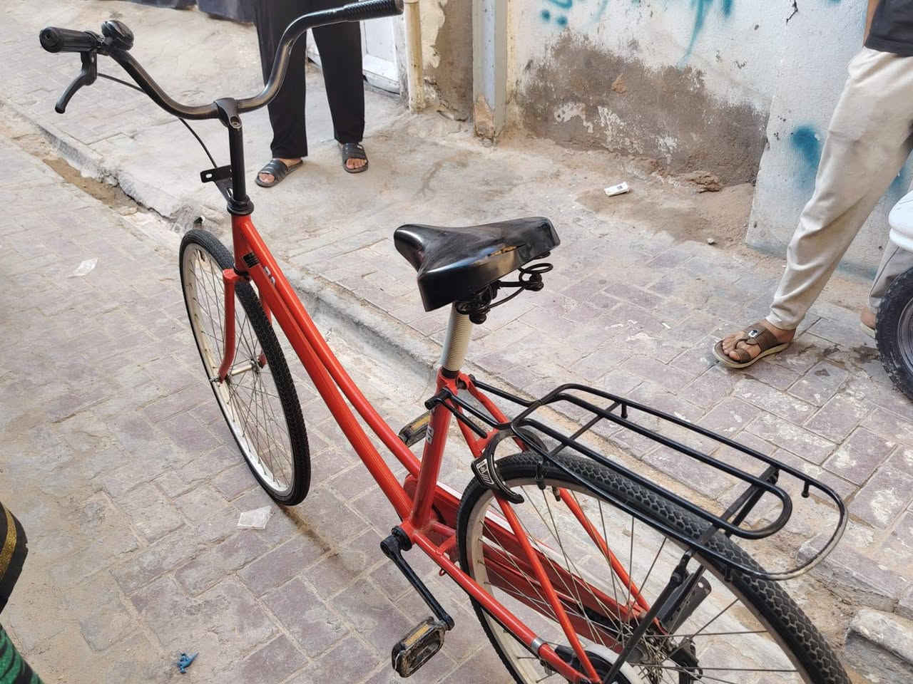 هذه لبايسكل لبيع حربي سعره90 وبي مجال مكاني بل نجف شارع المدينه هاذه رقمي *********** بي وتساب ومتواجد مسنجر@
