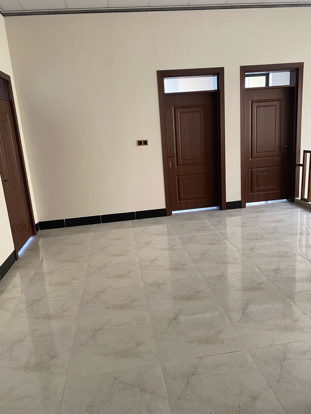 شغل قبل تنضيف نتضرو بعد تنضيف شركة ابو يمان لتنضيف المنازل ومطاعم وكلشي النتصال عل رقم وبي واتساب ***********
