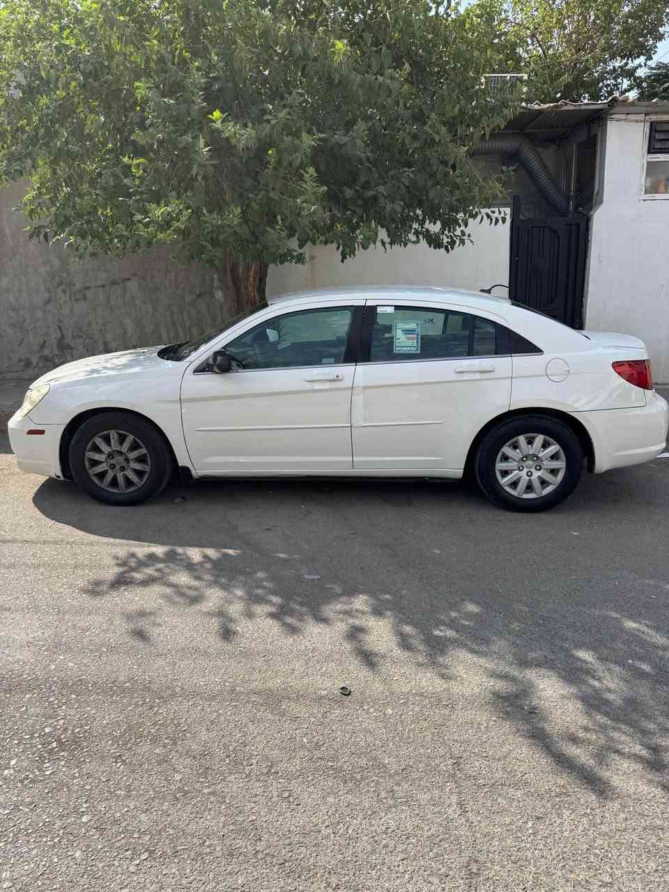 كلیسله‌ر ٢٠٠٨ c200 ته‌نها یه‌ك چه‌مه‌له‌خ پێشه‌وه‌ بۆیاخه‌  سه‌یاره‌كه‌ زۆر تازه‌ و جوان ماوه‌ته‌وه‌ له‌ ره‌سمه‌كان چئنه‌ روبه‌رو جوانتره‌  تازه‌ مه‌كینه‌ی لۆكی خراوه‌ته‌ سه‌ر  سه‌نه‌وی و ژینگه‌ ورێگه‌وبانی تازه‌یه‌ تا ٢٠٣١ و هه‌زه‌ی تازه‌یه‌. سه‌یاره‌كه‌ بێ نوخسانیه‌ ومالی دۆسته‌ هه‌موو شتیكی به‌ شه‌رت گیر ومه‌كینه‌ و ته‌قه‌ وره‌قه‌ و ته‌برید.
نرخی ٦٧ وه‌ره‌قه‌ ومه‌جالێكی كه‌م
*********** السليمانية, العراق
