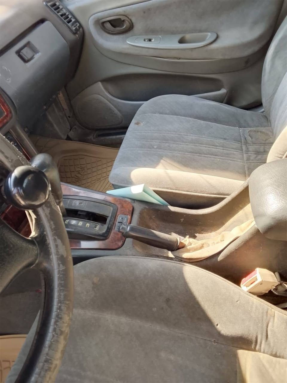 السلام عليكم برنس للبيع موديل 96 سنويه ل 28 عنواني بغداد البياع السعر 28 رقم الهاتف***********
