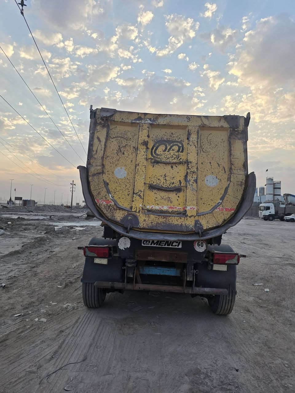 سلام عليكم
للبيع ألمانيه شريط سبرنك  وزن 8.5 طن
مكان البصره ابي خصيب
***********
