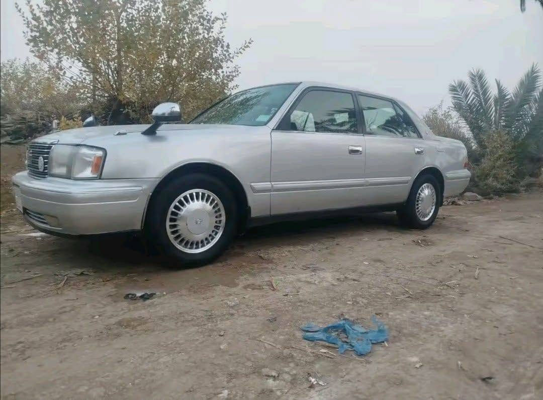 السلام عليكم للبيع رأس الثور تكم سيارة خير من الله مكينه ٣٠٠٠ فيشتين كير اوحداديه اوتبريد جاهزه رقم انبار انكليزي بسمي السعر 75 اوبيه مجال قليل حك الجيه مكاني الشطره إستفسار اتصل ***********
