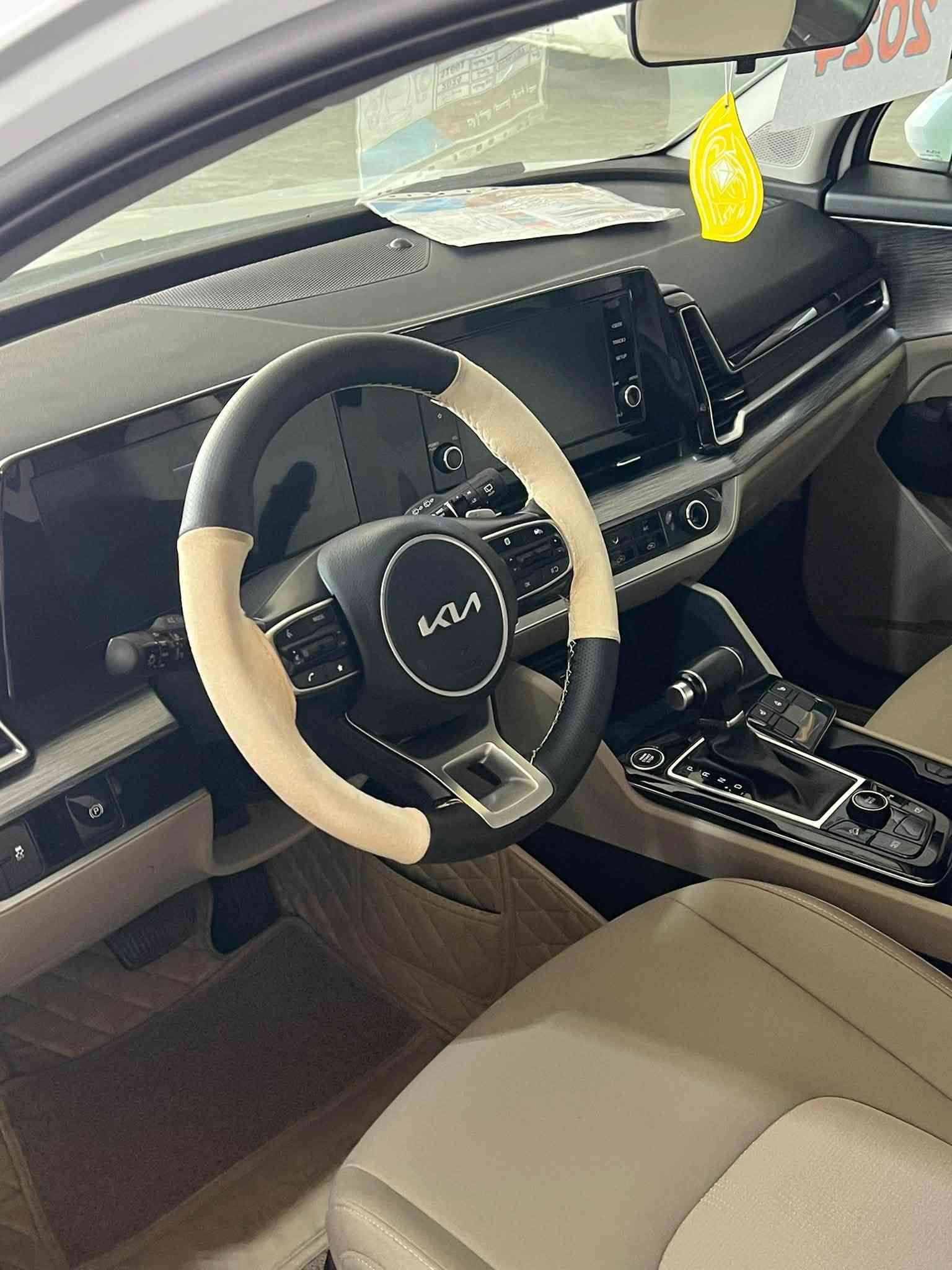سبورتج2024خليجي الدوليه
بصمه

كراسي كهرباء

كشنات تدفئه

داخل بيجي

ماشي65الف

بسمي

نكشه بلدعاميه بسيطه

موضحه بلصور والسونار

بدون صبغ وبارد

السعر200$

بي مجال

ديالى جديده الشط

نص مكتوب في الصور:
- معرض دبي المركزي
- 2024