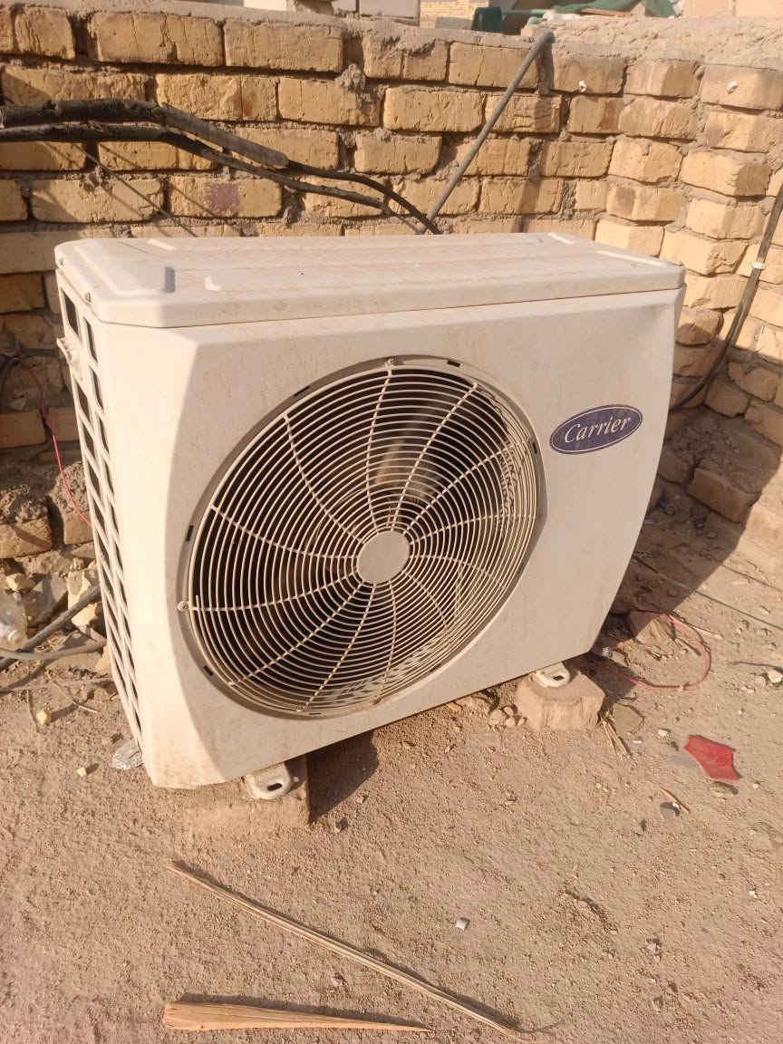 سبلت طن ونص نوع توست القطعة خارجية نوع كارير كلش نظيف وتبريدة كلش حلو سعره 300  مكاني ناصرية حي اريدو الشراي هذا رقمي
***********
