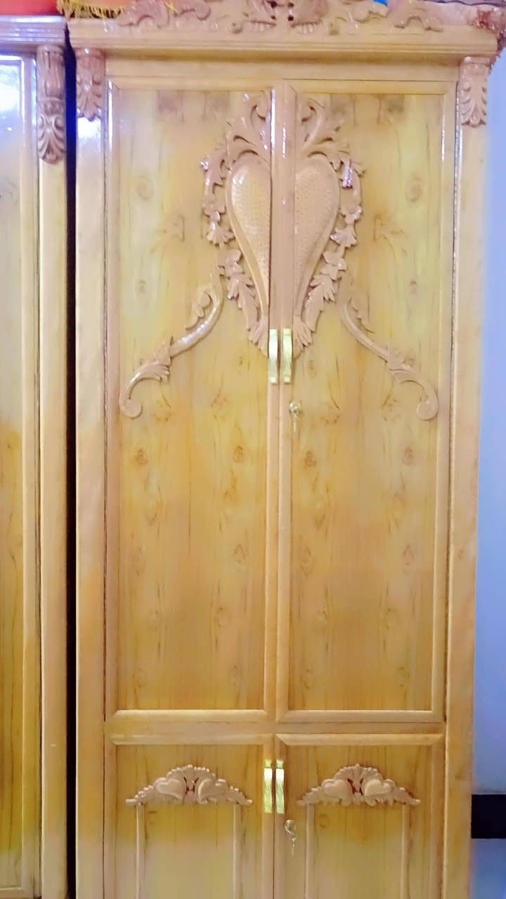 السلام عليكم هاذي غرفه مستعمله شهر وخمسه قطع وسعر مليون وبيه مجال تواصلو على هاذه الرقم  *********** واتساب
.
