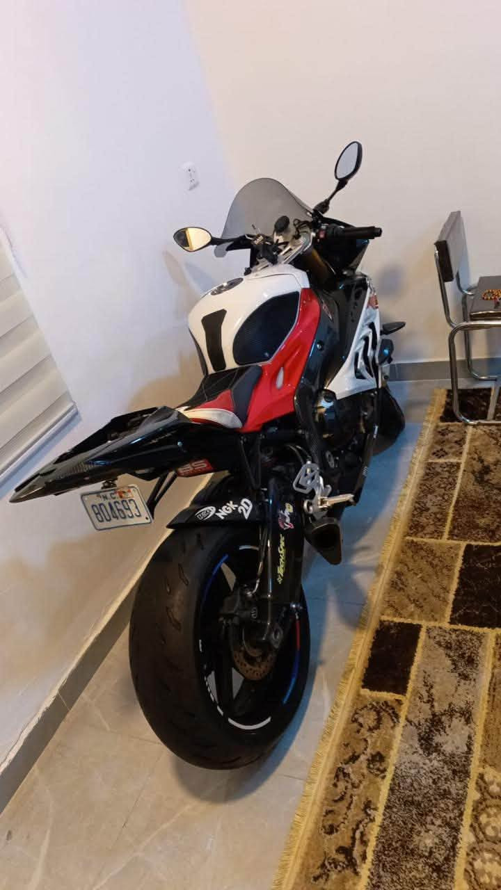 S1000RR • ٢٠١٧ • ١٣٠٠٠ ميل