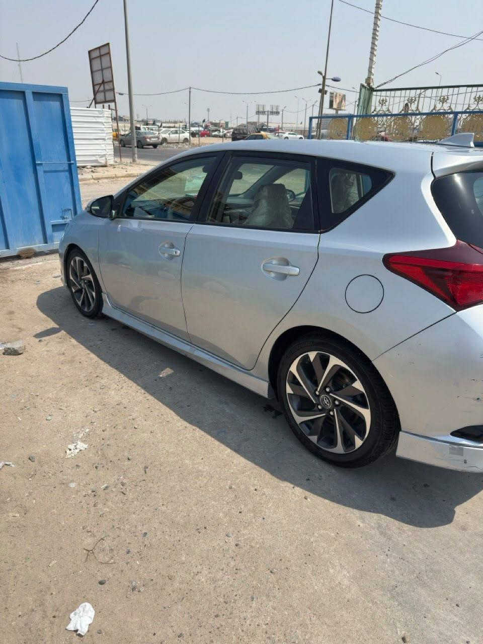 كورلا im  2018 هاتشباك سبورت رياضي محرك 1800  كير رياضي مثبت سرعة رادار تعديل مسار ويل المنيوم شاشة لمس  وضعية قيادة سبورت كاميرا خلفية مرايا شفط ماشية 124كيلومتر الضرر خفيف بنيد فقط رقم بغداد مشروع وطني بأسمي تحويل ثاني يوم العنوان البصرة الزبير 
رقم الهاتف ***********
السعر130 $ وبيها مجال البصرة, العراق
