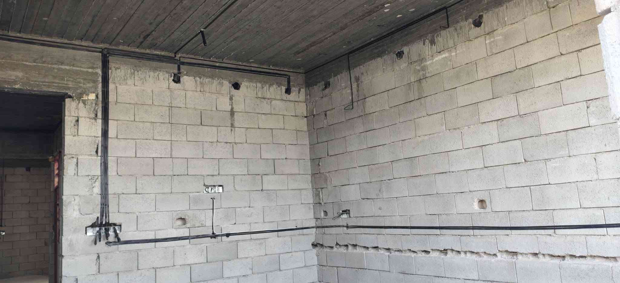 المهندس محمد خالد آل هندي • كهرباء حديثة • مياه ومجاري