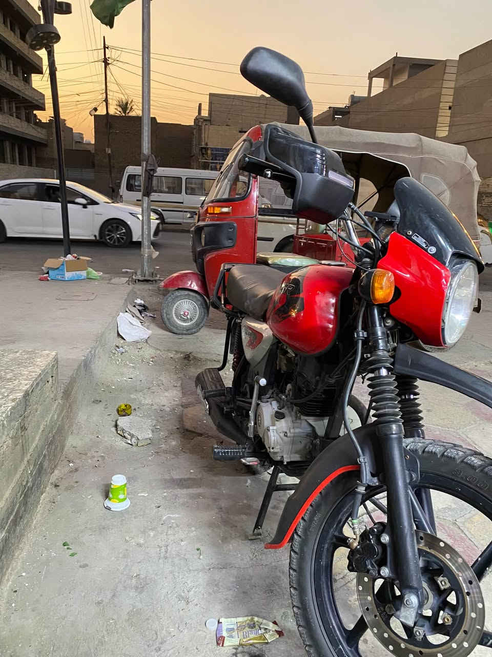 دراجه موديل 2022 رقم نكليزي بسمي
لدراجه نضيفه دراجه مبيهه اي نقص 
بيهه بس شغله وحده واشر  تنضح دهن قليل كلش تنضح من لواشر غير هاي كلشي مبيهه اكفلك لمحرك من اي شي عده نضوح قليل  
سعر 1850 وبيهه مجال مكاني مشتل 
***********  تنويه  ! رقم وسنويه بسمي تحويل ثاني يوم اي غرامه ما عليهه
