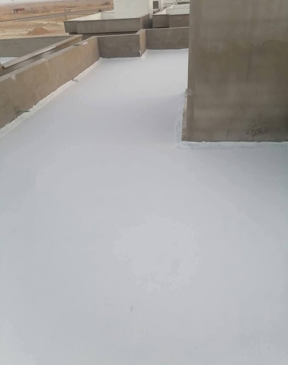 اعمالنه للماده العازله عن تسرب الماء وعازله عن الحراره والرطوبه شغل درجه اولى وضمان واسعار مناسبه 
جلي السطح وتنعيمه 
وغسل السطح وتنضيفه وبعدها نشتغل الماده اضافه للالياف الزجاجيه 
التواصل واتساب ***********
أو خاص
