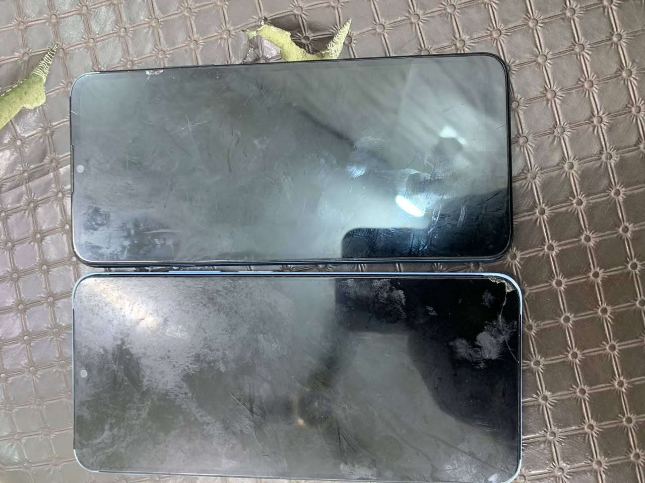 جهازين لبيع شغلت سعر 123اثينههن عنوان بغداد شعب بوب شام ***********

نص مكتوب في الصور:
- MiFavor UI الإصدار 10 اسم الجهاز ZTE Blade A71 الطراز ZTE A7030 إصدار Android 11 رقم الإصدار GEN_ME_A7030_V1.2 IMEI 1 867401051991323 IMEI 2 867401051992826 CPU 8 أنوى الحد الأقصى 1,6 SC9863A سعة ذاكرة ROM المجموع ٦٤,٠٠ غيغابايت, متوفرة ٥٣,٢٧ غيغابايت
- لمحة عن الهاتف
- الإصدار
- Baseband وKernel
- إصدار واجهة مستخدم realme
- Android 13
- إصدار Android
- 13
- المعالج
- ثماني النواة
- RAM
- ٤,٠ غيغابايت+٤,٠ غيغابايت
- وحدة التخزين بالهاتف
- ١٢٨ غيغابايت
- المعلومات القانونية
- اتفاقية المستخدم وسياسة الخصوصية وغير ذلك
- الطراز
- RMX3834
- حالة بطاقة SIM
- SIM 1: Asiacell