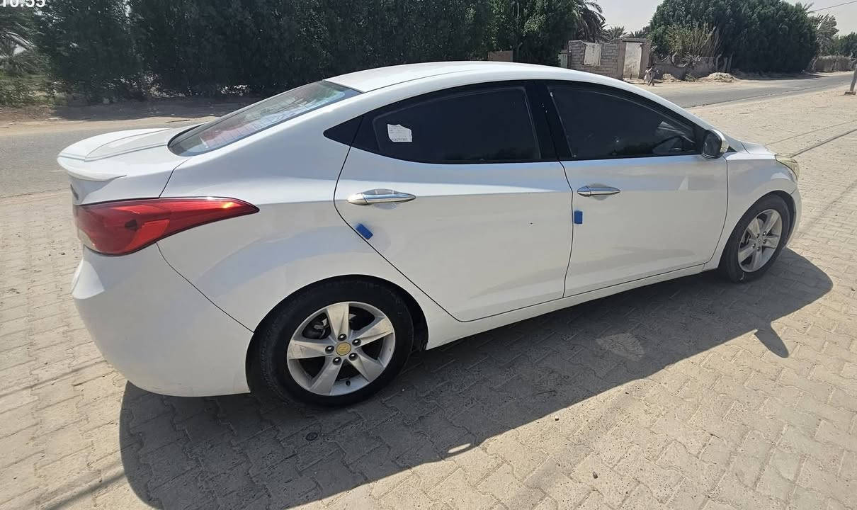 النترا ٢٠١٢ مكفولة كفالة عامة 
مكينة نظيفة ١٨٠٠ 
تبريد جديد 
سيارة نظيفة 
باقي المواصفات والسعر الاتصال على الرقم 
***********
