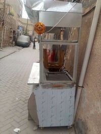 ميز • للبيع • قابل للتفاوض