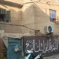 بيت للبيع • ١١٠م • بناء قديم