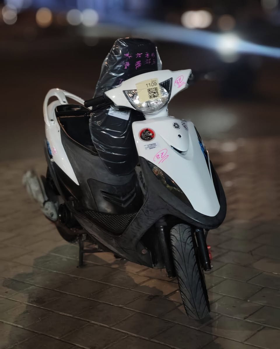 سلام عليكم.... مكلف بلنشر
دراجة ماكس عدله 🛵 للبيع
دراجة شلعه معدل كهربائيات كلهه شغاله 
دراجة جديده بلاديه 
أي نقص مابيهة
جيب فيتر وتعال افحص
العنوان بغداد مدينه الصدر  الاستفسار الاتصال على الرقم 📞 ***********
