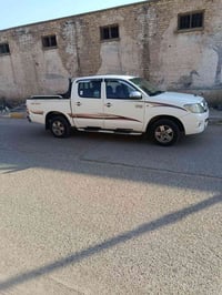هايلوكس • ٢٠٠٩ • رقم المثنى