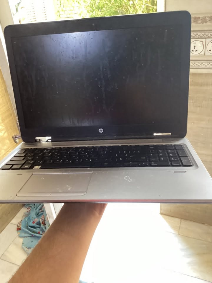للبيع حاسبه hp
كما موضح بل صوره 
الاستفسار ***********
