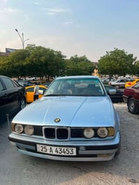 بي ام للبيع موديل 1991 رقم كركوك  محركها 530 بومه 2003 وحجمها 520 بأسم...