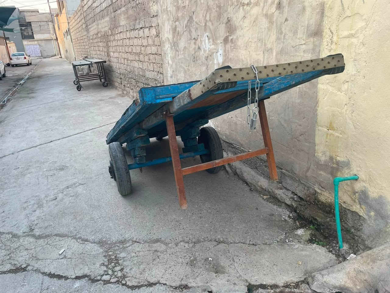عربانة نضيفة للبيع مثل ما واضح بالصورة  رايدها ب 100 وبيها مجال اتصل على هذا الرقم ***********

