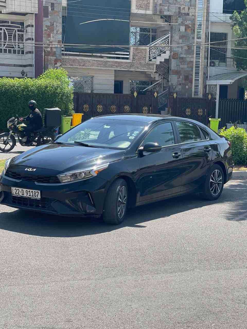 السلام عليكم كيا فورتي موديل 2023
وارد امريكي ماشيه 89الف كيلو متر مو ميل حادث بنيد فقط صور الحادث مرفقه ويه الصور وسونار هم السياره مكفوله من شاصي ولغد جديده بمعنه الكلمه 
الموصفات رادار جانبي كامره دواره اشاير بلمري تحكم ستيرن جهتين 
بدون حتى بارد كير محرك تخم تاير صدر تبريد كله جديد تحويل شوكت ميعجبك هزه وسنويه ورقم جديد مكان سياره بغداد البياع السعر ب 128 بيه مجال بسيط وحك الجيه ***********/***********
