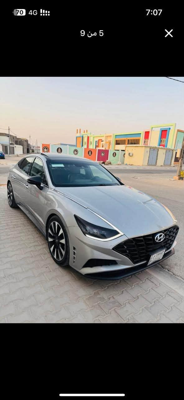 🚘 للبيع هيونداي سوناتا 2021 فول مواصفات 🔥
✨ سيارة أنيقة وعملية تجمع بين الفخامة والراحة والتصميم الرياضي

🔹 النوع: هيونداي سوناتا 2021
🔹 المواصفات: فول مواصفات
🔹 الممشى: 70 ألف كم
🔹 الحالة: حادثة 3 قطع بنيد وجاملغ
🔹 الفحص والمعاينة: متاحة للجادين

💎 تصميم عصري ومميز
💎 مقصورة واسعة ومريحة
💎 سيارة مناسبة للاستخدام اليومي والسفر
💎 مواصفات وتجهيزات متعددة حسب الفئة

💰 السعر: بيها مجال بالسعر والمعقول

📌 السيارة جاهزة للفحص والمعاينة والاطلاع على حالتها

📞 للاستفسار ومعرفة السعر والتفاصيل:
***********

🔥 اللي عنده رغبة جدية يتواصل ويانا، والرزق على الله 🔥

نص مكتوب في الصور:
- 50 4G 3:26 bid.cars تم 2 / 10 1:1
- 50 4G 3:26 bid.cars تم 1 / 10 1:1
- 1 من 9
- 3 من 9
- 7:07 4 من 9
- 9 من 9
- 70 4G 7:07 9 من 9