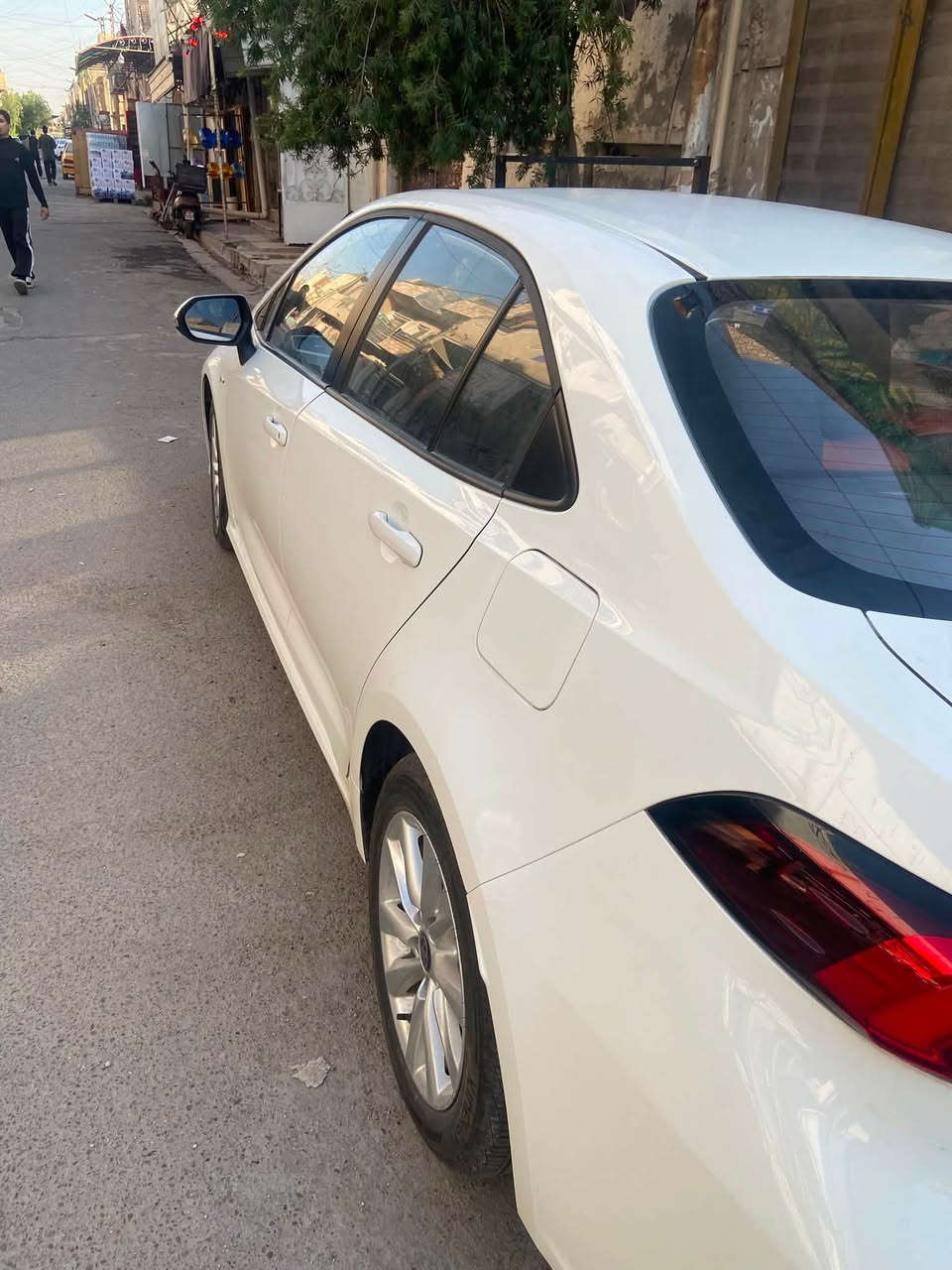 كورلا ٢٥
ماشية ٢١

كفالة بيها هذا شخط بالهلال 

ويم الرقم 

مواصفات فول كشن كهرباء   رادار  فتحة 

كشن احمر 

السعر ١٦٣   

***********
