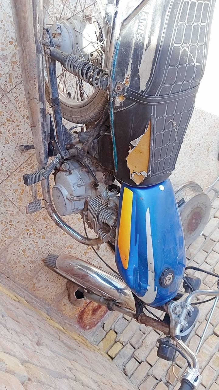 سلام عليكم درجة البيع وراق اصوالي نقص ورق واحد مديل ١٥ مكانه شطره ***********
