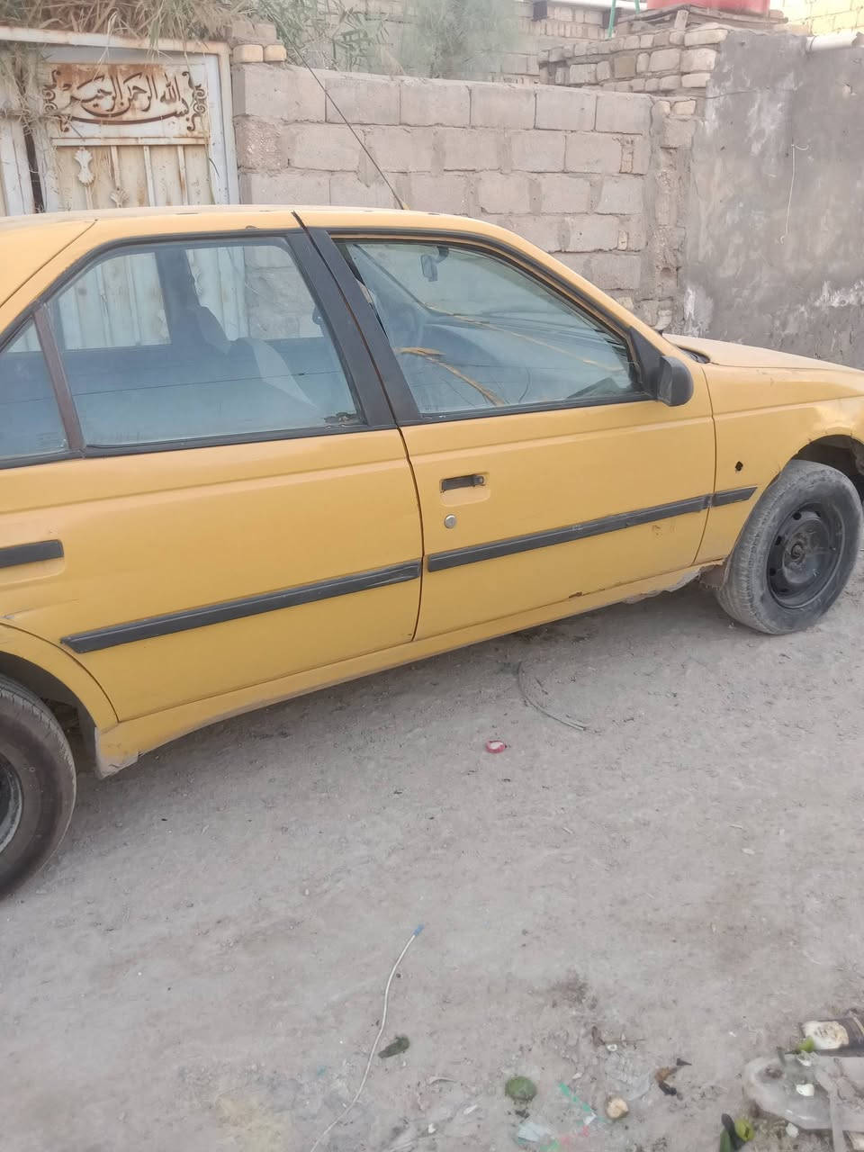 سلام عليكم بيجو روة لبيع 27 نجف سعر ١٥ وبيهة مجال سيارة بيها كازكت مكاني سماوة ***********

