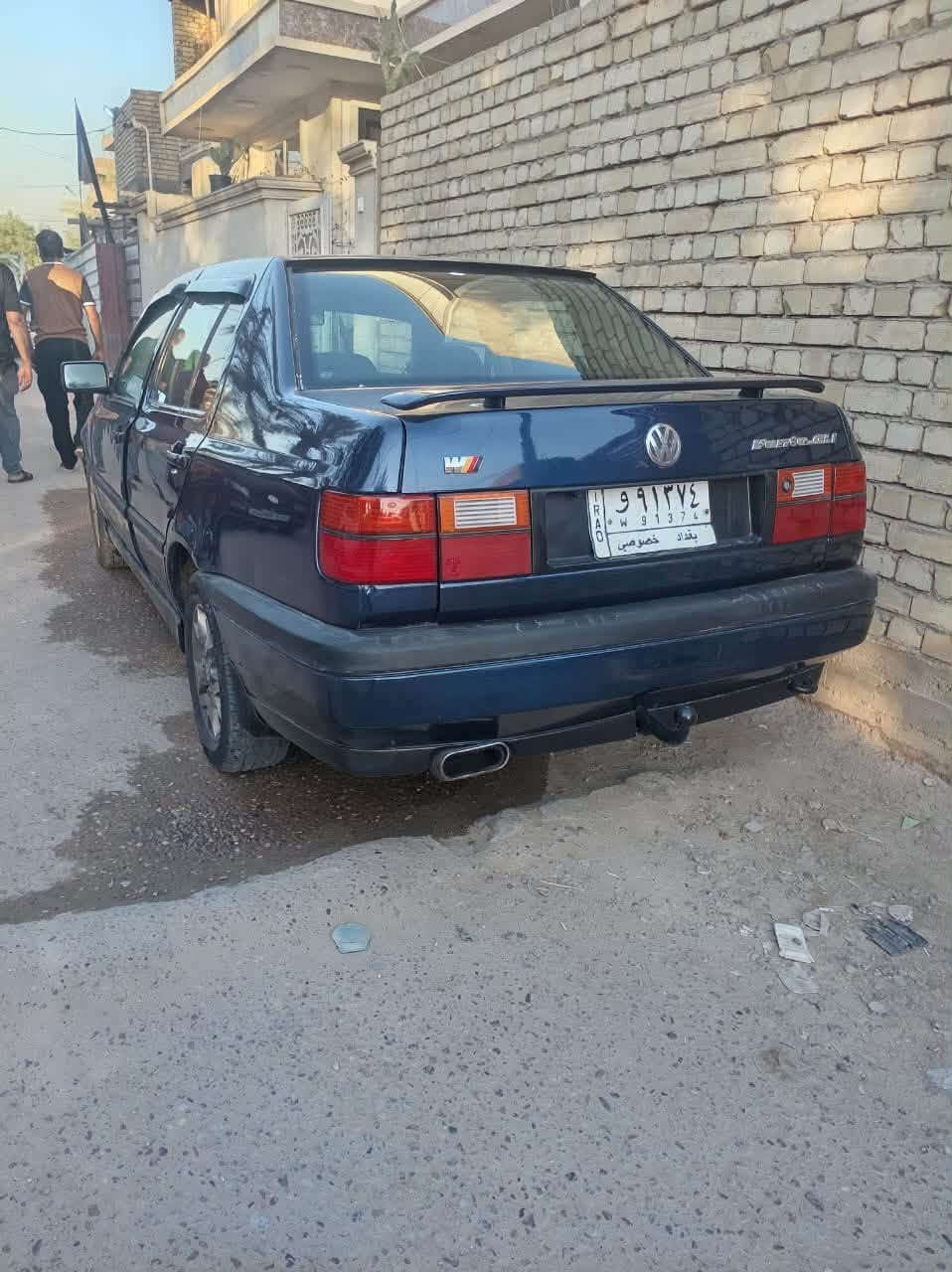 السلام عليكم 
كولف فنتو موديل 94 سياره مصبوغه عام للجماليه تايرات جدد جام كهرباء تبريد ثلج مكينه 2000 كير اوتو سسيم اناره داخلي سياره جاهزه من كلشي باتري جديد  بيع او مراوس حسب القناعه سعر البيع 45 وبيها مجال بسيط مكاني السياره بغداد قرب تقاطع درويش 

‭***********‬
