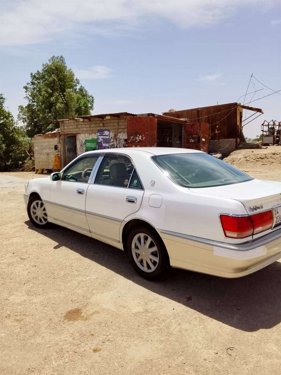 سلام عليكم ملكه موديل 2001 اربع دكم ديفور الجبير كير مكينه جديد حاويه حداديه جديده تبريد تدفئه كله شغال تحوير نجف دشبول إماراتي تخم تاير كامله مكمله كفالة بسمي مداور ثاني يوم السعر اتصل وتدلل *********** سماوه
