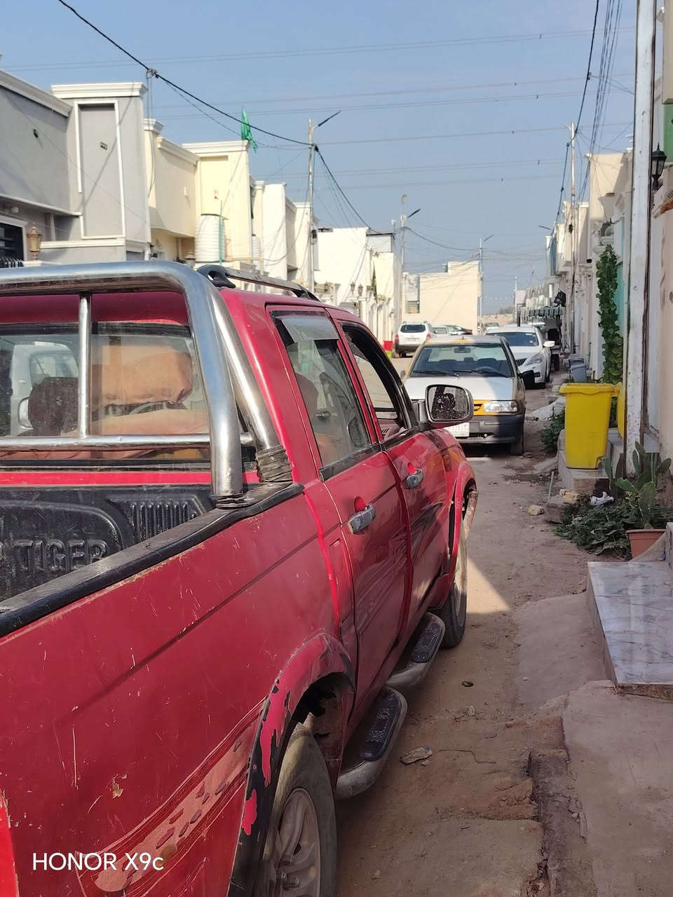 موديل 12 لبيع رقم بابل وصاحب السياره بابل
سعر نهائي 27 سياره بيه نواقص بصيطه
ابيع هل موجود عنوان نجف

نص مكتوب في الصور:
- HONOR X9c