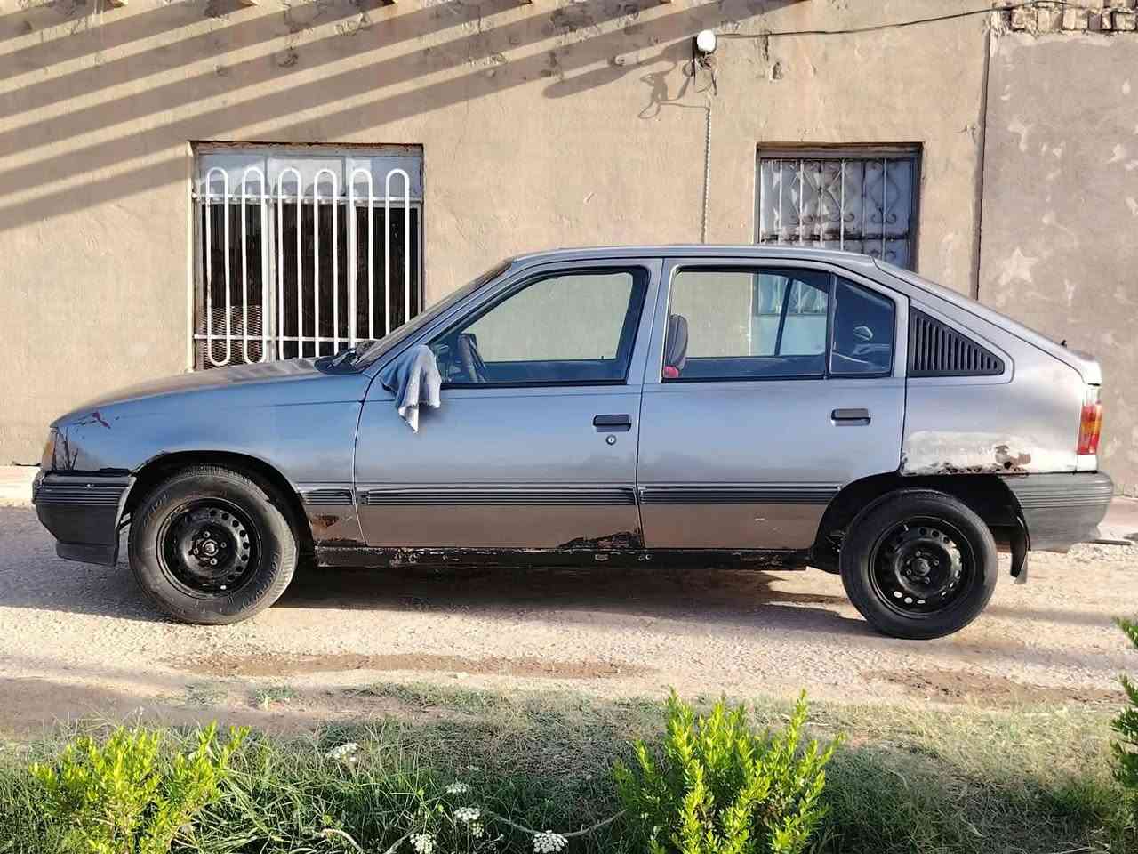 اوبل كاديت • موديل ٩١ • نظيفه