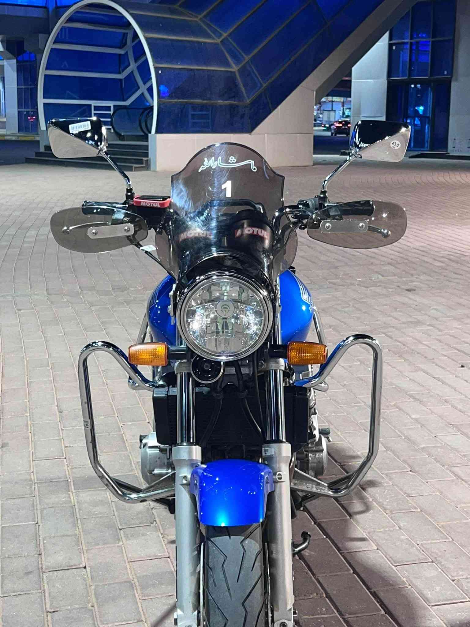 السلام عليكم… اخوان مكلف بالنشر
اللهم صلي على محمد وال محمد  

 دراجة CB400 للبيع … الدراجه نازله من معرض تميم التميمي قبل 3 اشهر 

الدراجه كير مكينه كهربائيات كلها بلاديه وشرط الفحص 

الدراجة جيل ثالث نوزل 16 ولف 

الدراجه كامله من كلشي 
دبل سويج
سستم دروعه كامله
سبايدر خلفي
شفقه امامي اصليه تفصيخ 
كفر يدات 
زوج تايرات جدد امامي خلفي
زنجيل دراجه جديد 
دسكات جديده 
ربلات تانكي اصليه 
والدراجه هيه تسولف بنضافتها
 ملاحضه الصالنصه الرياضيه مو وياها البلاديه مالتها موجوده وصورها بلمنشور 

مكان الدراجه الرمادي …
السعر  21  وبيها مجال للشراي
للاستفسار *********** مراسله واتساب او على الخاص
