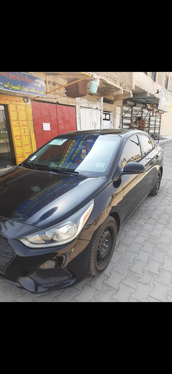 السلام عليكم
  اكسنت للبيع وارد امريكي 
موديل 2019 
مكينه 1600 
الرقم حره بصره ب اسمي 
السعر 105$ وبيها مجال 
السياره جاهزه من كلشي 
العنوان البصره 
التواصل عبر الرقم التالي *********** موجود واتساب
